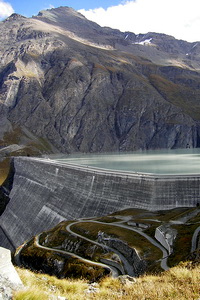 Grande Dixence Dam - самое высокое искусственное сооружение в Швейцарии на начало 2009 года