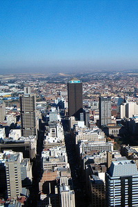 Carlton Centre в городе Johannesburg - самый высокий небоскреб Африке на начало 2009 года