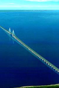 Lake Pontchartrain Causeway - самый длинный мост в мире на начало 2009 года