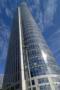 Moshe Aviv Tower (City Gate) - самый высокий небоскреб в Израиле на начало 2009 года