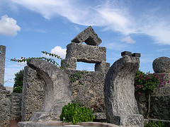 Коралловый замок. Rock Gate Park («Каменные Врата»).