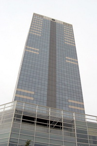 Tour du Midi/Zuidertoren - самое высокое здание в Бельгии на начало 2009 года